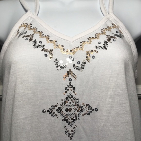 NO BOUNDARIES TANK TOP - Picture 2 of 7